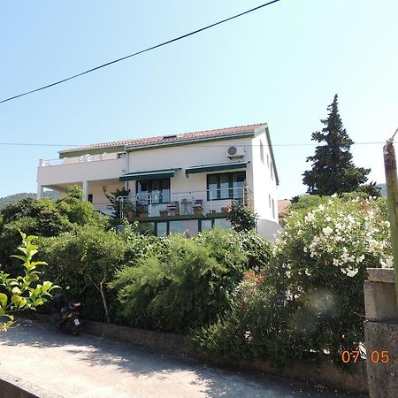 Apartments Suljic - Cash Only Property Stari Grad  Luaran gambar