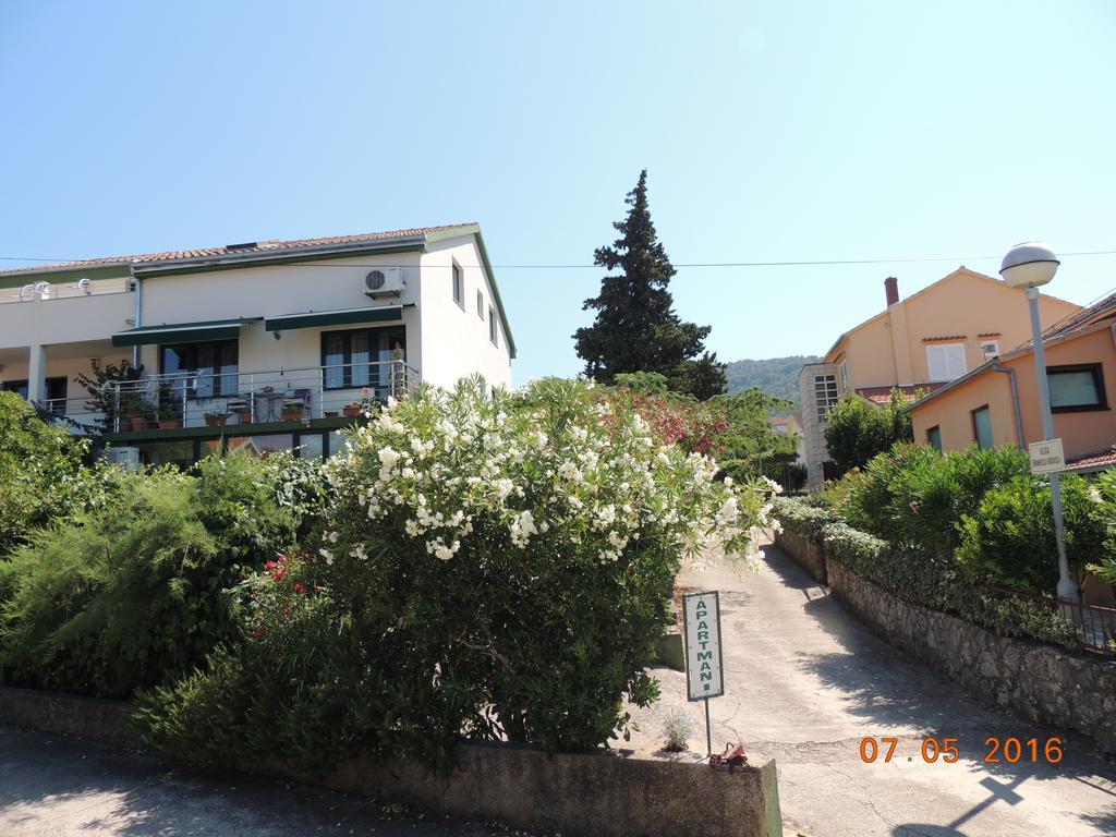 Apartments Suljic - Cash Only Property Stari Grad  Luaran gambar